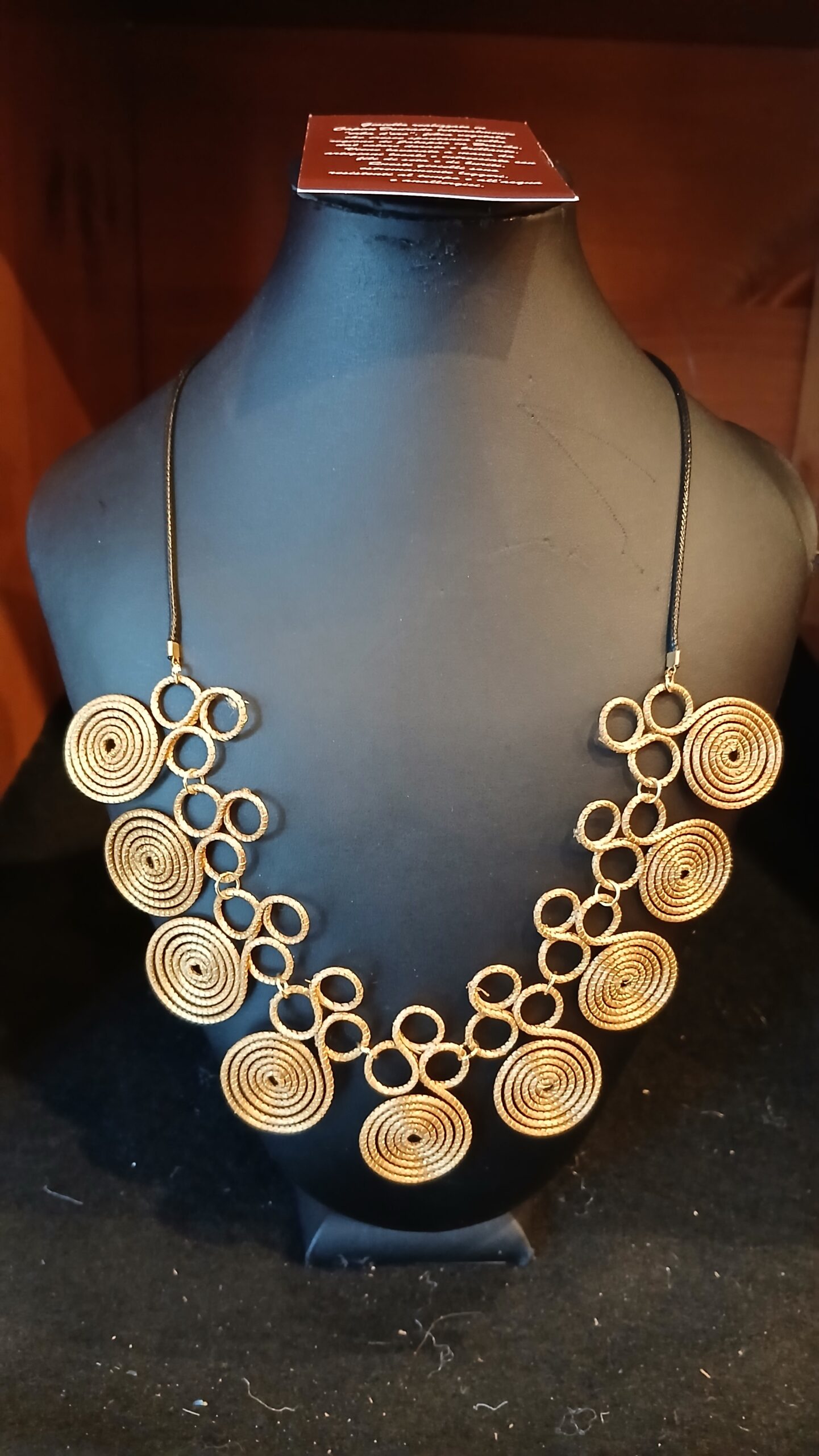 Collana in oro vegetale capim dourado 1